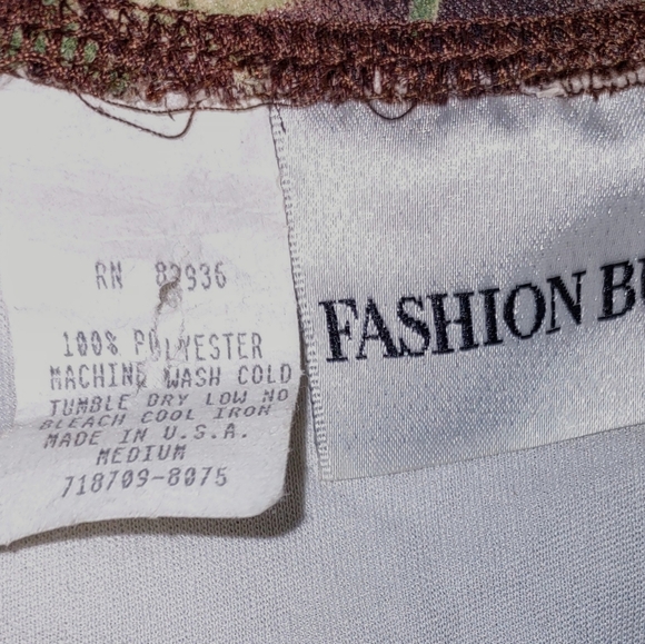 Skirt w/ Jungle Plants Design - Picture 12 of 14